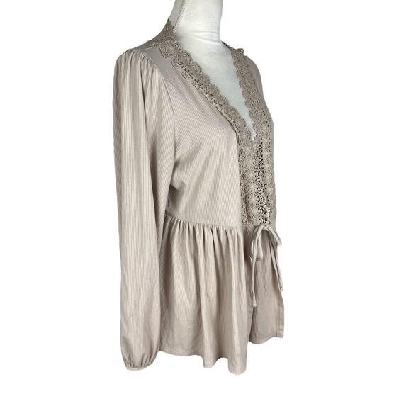 Torrid Super Soft Rib V-Neck Lace Trim Tie Front Sleeve Top Blouse Plus Size 2X - Picture 4 of 8